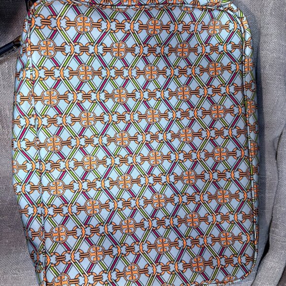 Tory Burch Cosmetic Case - Picture 7 of 8